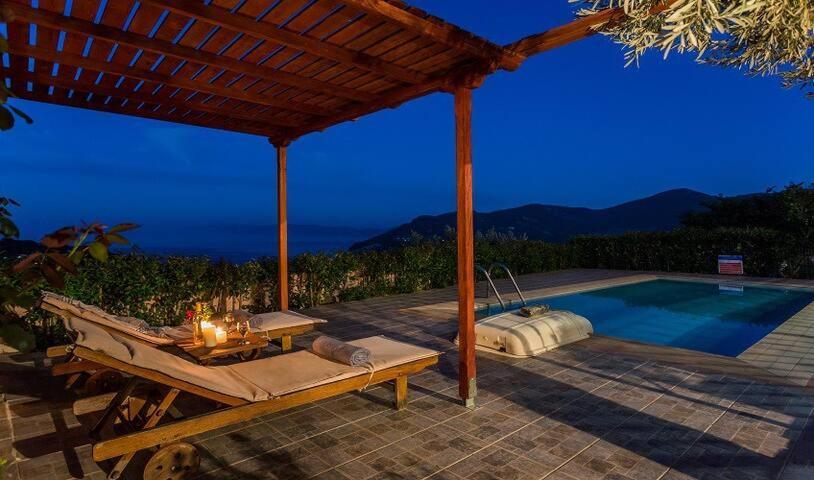 Villa Alegria Скопелос Екстериор снимка