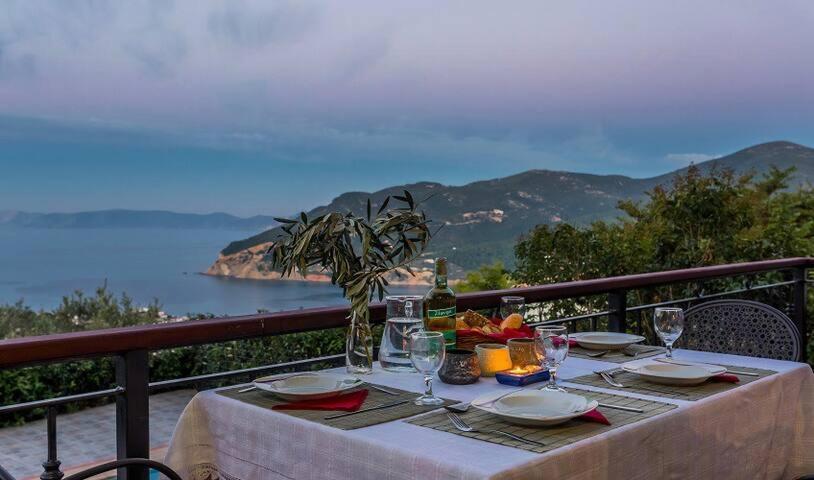 Villa Alegria Скопелос Екстериор снимка